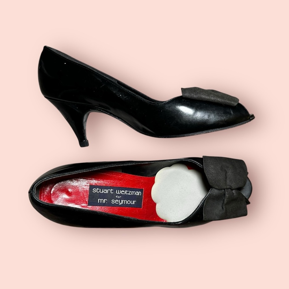Stuart Weitzman For Mr Seymour Black Leather Peep Toe With Bow Accents Size 7.5